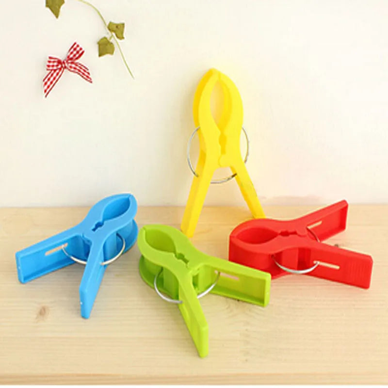 Clip Lounger 4pcs/Set Beach Towel Sun Clothes Sunbed Peg Pool Cruiseship Top 2022 Useful Clothes Pins Random Color