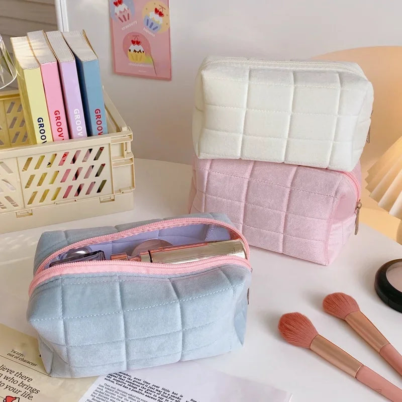 Solid Color Cosmetic Bag Travel Make Up Toiletry Bag Washing Pouch Girl Cute Crystal Velvet Zipper Large Makeup Bag for Women